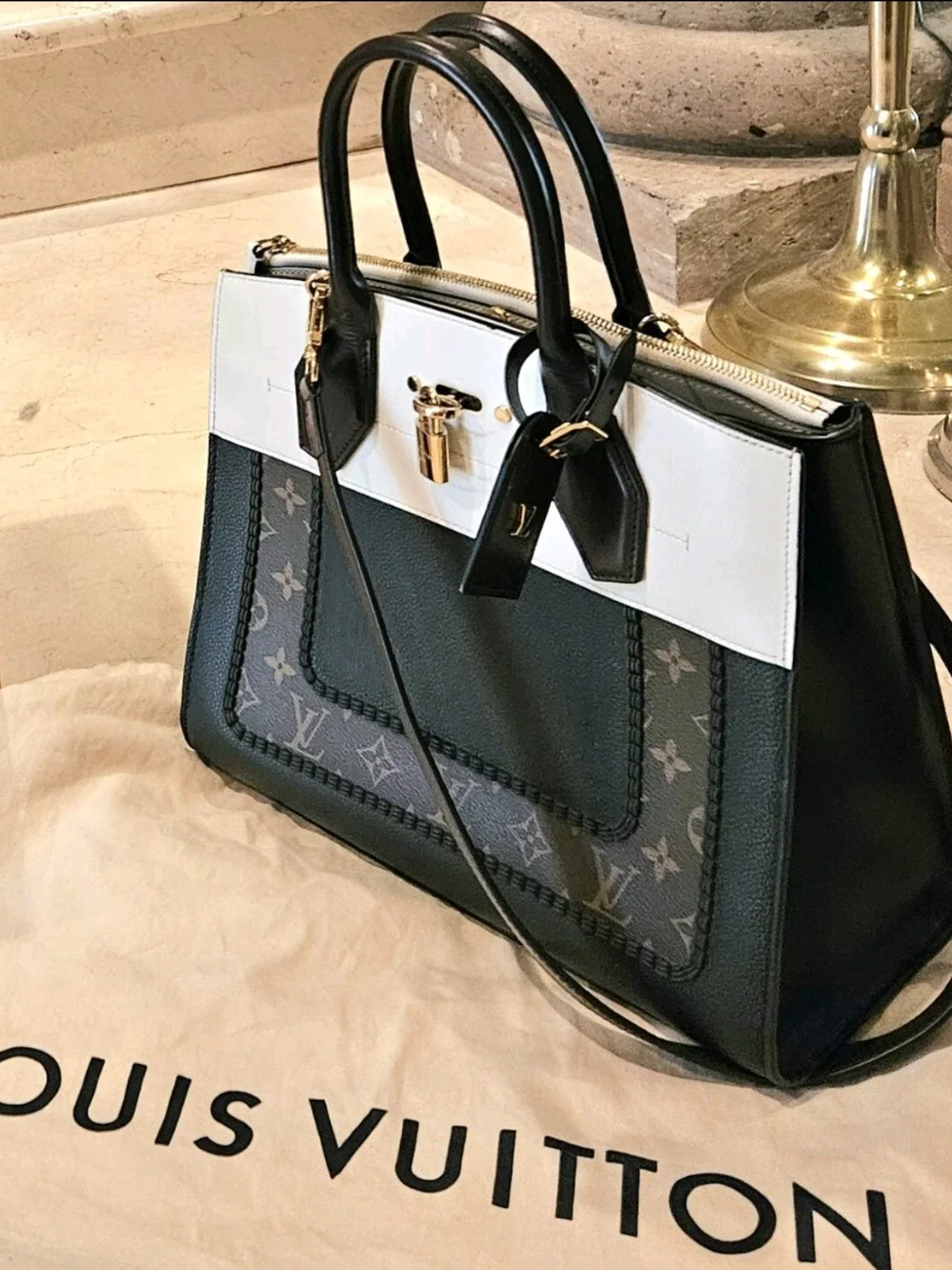 Authentic Rare LOUIS VUITTON City Steamer M55430 Handbag Shoulder White/BROWN/